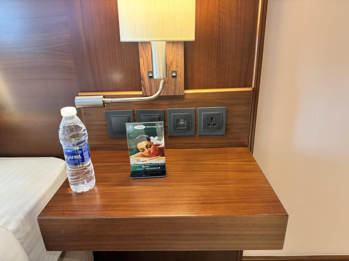 Kyriad Hotel صلالة المظهر الخارجي الصورة