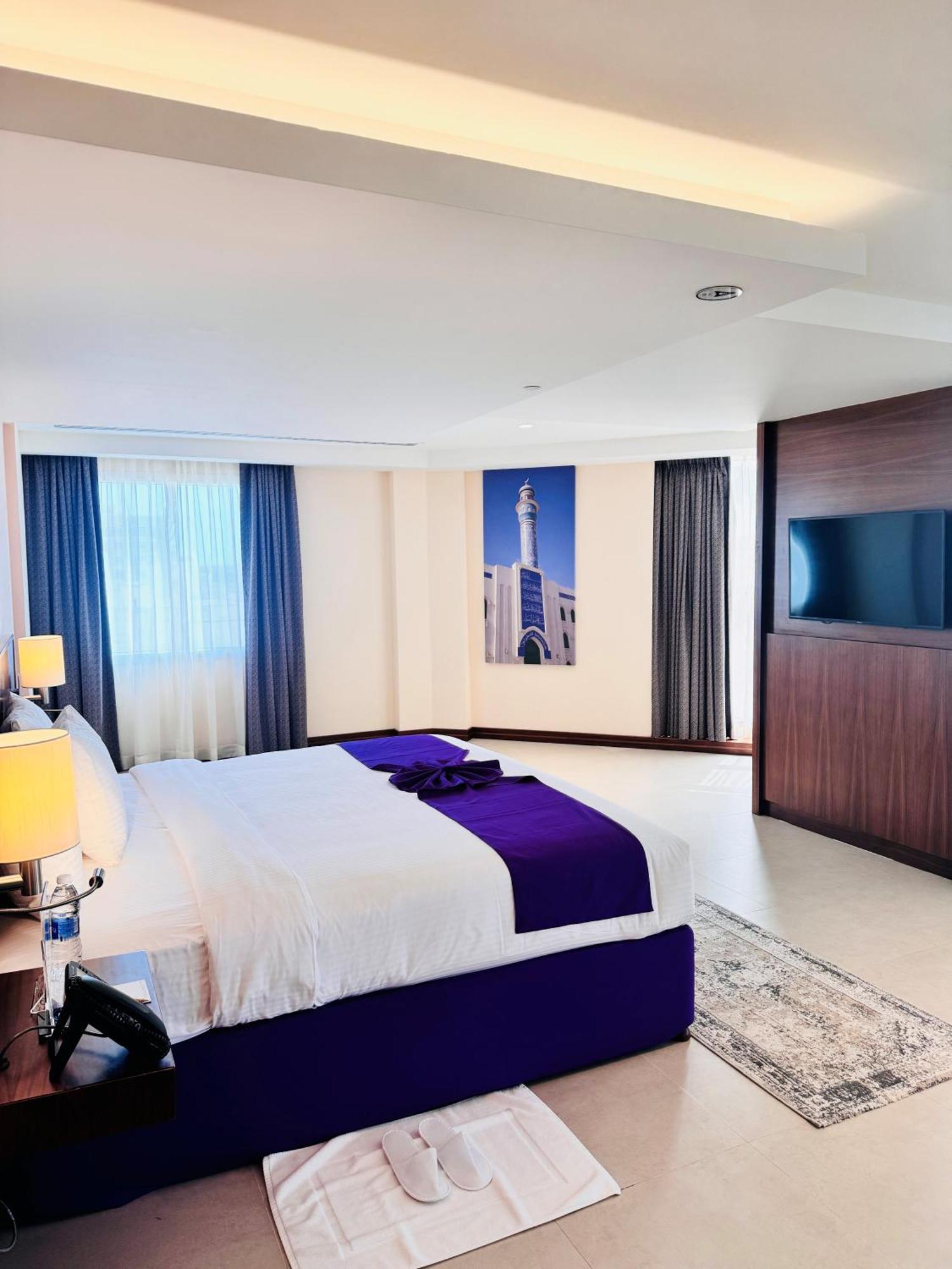 Kyriad Hotel صلالة المظهر الخارجي الصورة