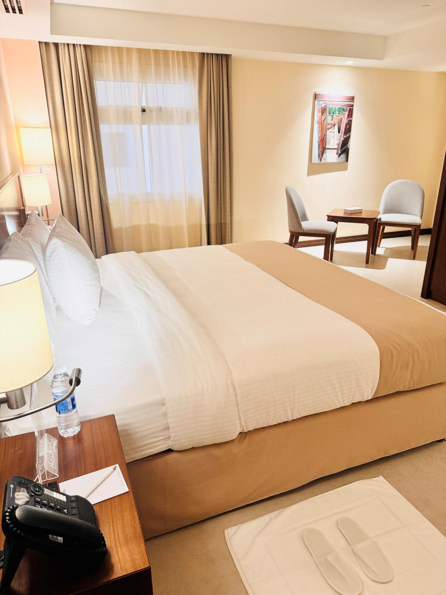 Kyriad Hotel صلالة المظهر الخارجي الصورة