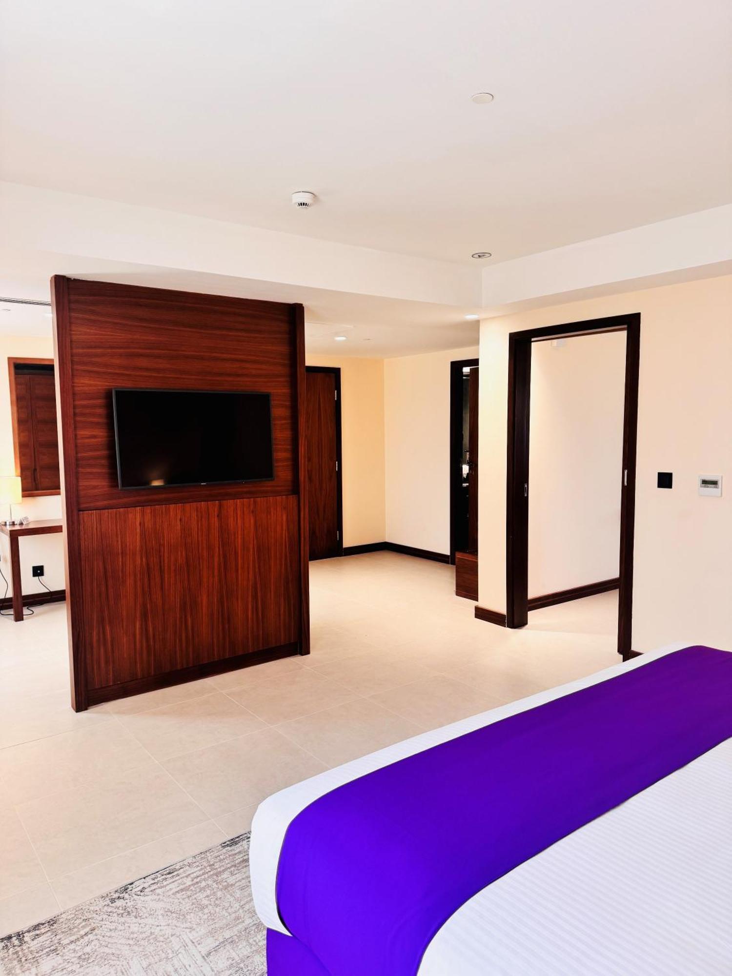 Kyriad Hotel صلالة المظهر الخارجي الصورة