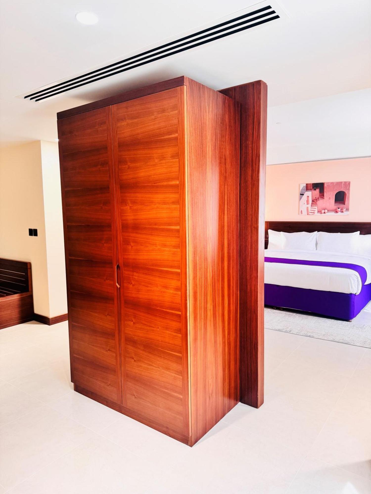 Kyriad Hotel صلالة المظهر الخارجي الصورة